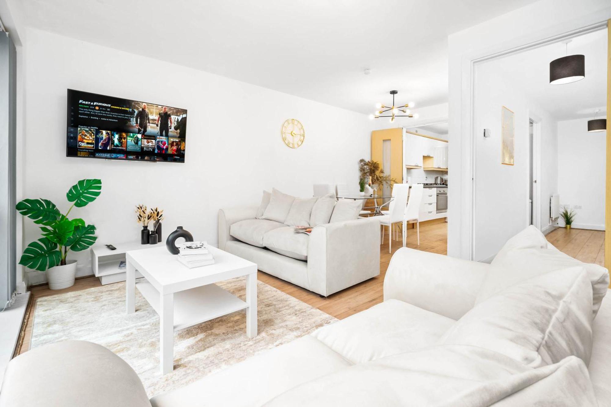 Holiday home Centre Townhouse - Three Bedrooms - Garage - Garden - Balcony 19l Birmingham